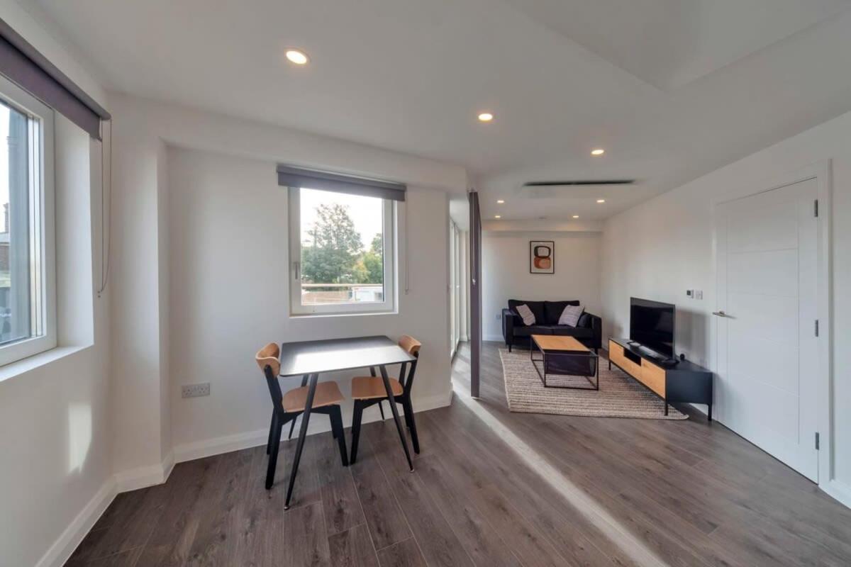 Lovely 1 Bedroom Apartment In Ashford Ashford  Exterior foto